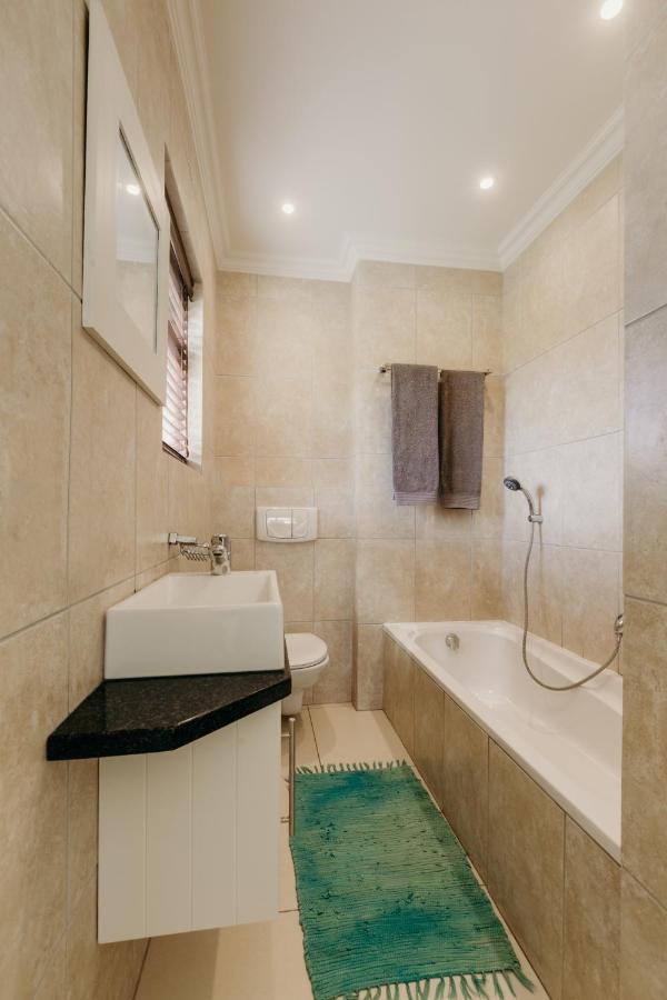 Apartamento Whale Rock Gardens 15 - Partial Inverter Plettenberg Bay Exterior foto